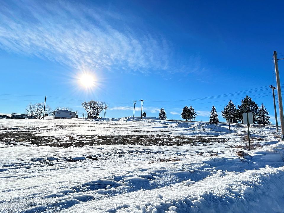 705 Orgain Ave W, Wibaux, MT 59353 MLS 2506100787 Zillow