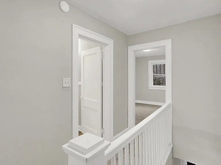 810 N Euclid Ave — Photo 8