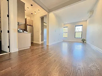 60-80 Myrtle Avenue, #3H