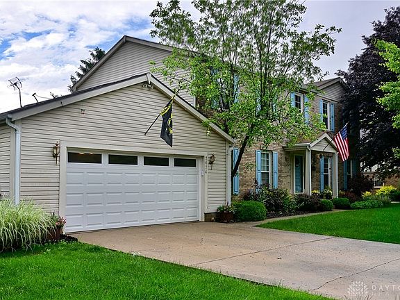 3rd image of 2424 Rockingham Dr