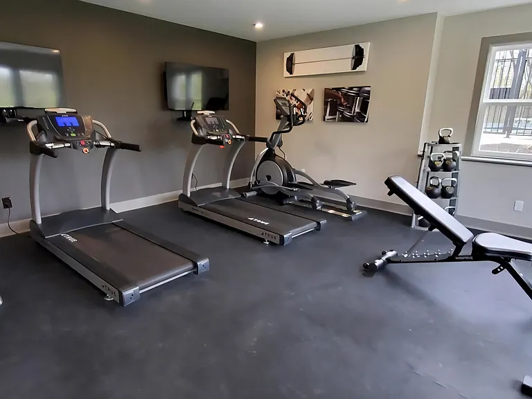 686 Daphne Way #686 — Photo 26