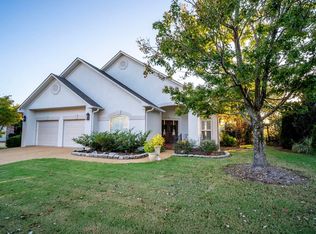 3421 Mossey Cup Dr, Saltillo, MS 38866