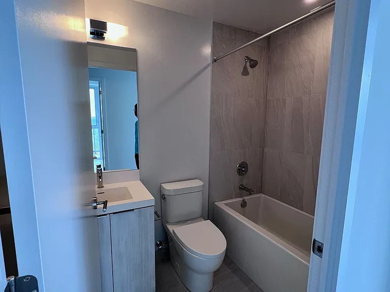 5858 Yonge St #2223 — Photo 5
