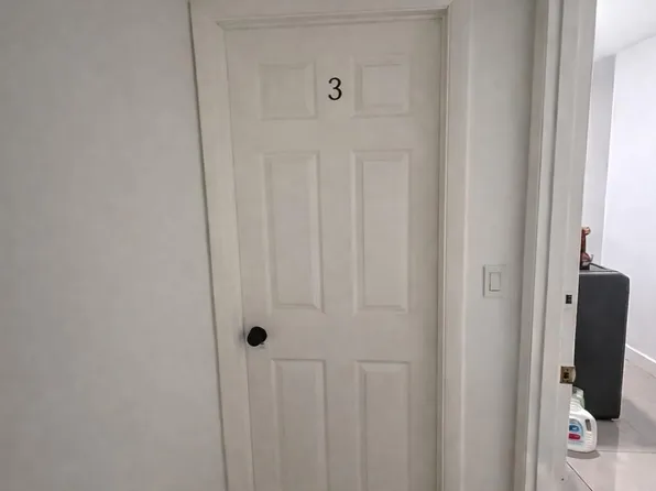 (undisclosed Address), Hollywood, FL 33020