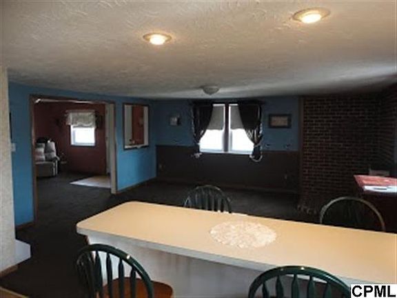 5th image of 108 N Fair Ln