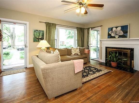 2nd image of 1119 Jensen St