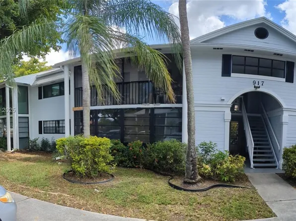917 NE 199th St APT 206, Miami, FL 33179