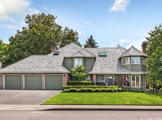 2725 NW Bauer Woods Dr, Portland, OR 97229