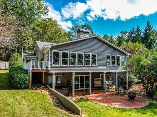 409 E River Bend Dr, Eatonton, GA 31024