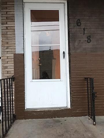 1st image of 618 E Ontario St
