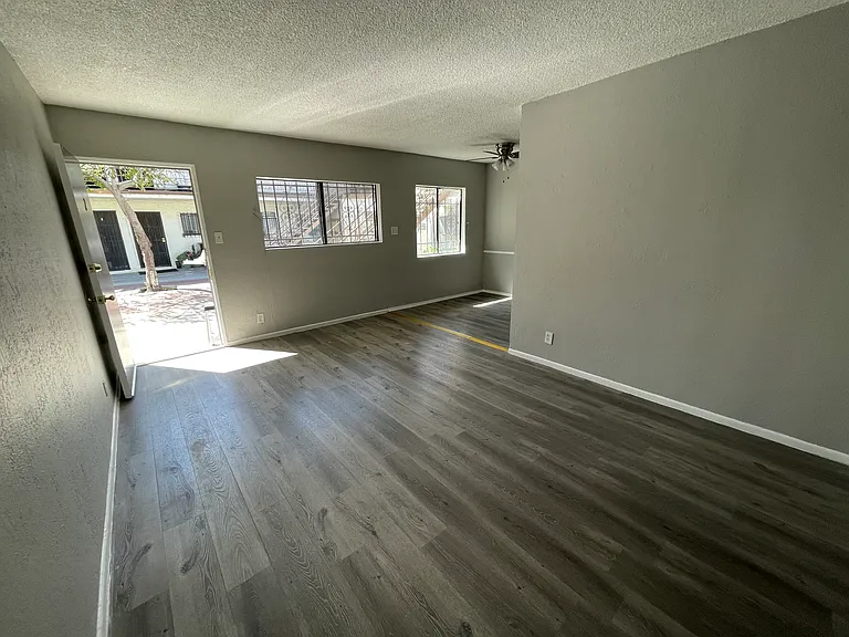 1705 E Kay St #2 — Photo 11