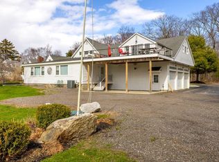 27 Fowler Rd, Cape Elizabeth, ME 04107