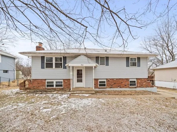 1904 SE Abbey St, Blue Springs, MO 64014