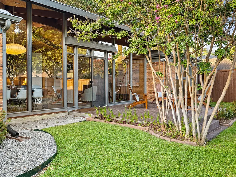 7158 Joyce Way — Photo 132