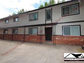 305 E Arvada St