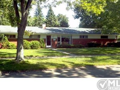 18512 Norwich Rd, Livonia, MI, 48152