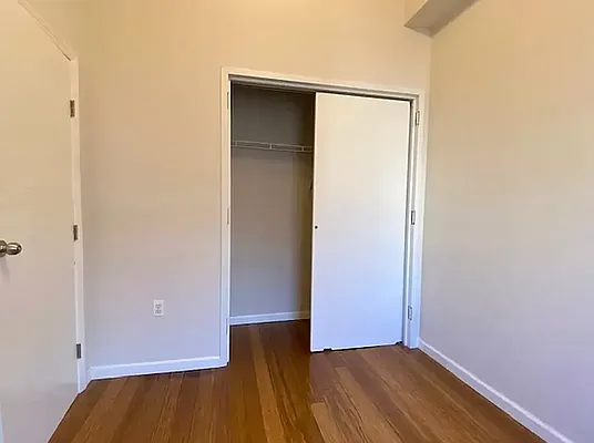 Rented by REAL New York | media 32