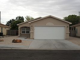 1st image of 1609 Bradley Ct