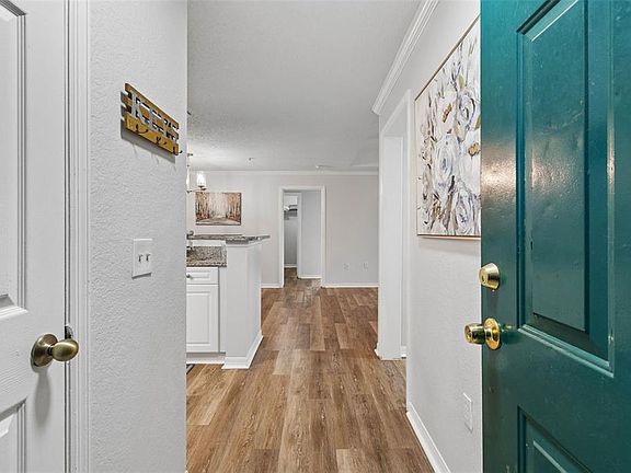5th image of 18001 RICHMOND PLACE DRIVE #1030