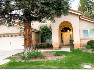 5582 W Los Altos Ave, Fresno, CA 93722