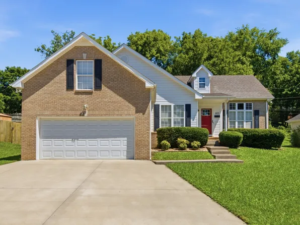523 Turner Reynolds Ct, Clarksville, TN 37043