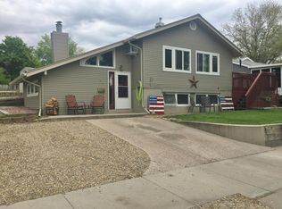 826 W Capitol Ave, Pierre, SD 57501