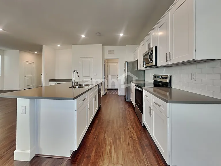 2714 Hot Cider Ave — Photo 4