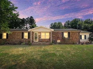 7287 Davis Country Rd, Randleman, NC 27317