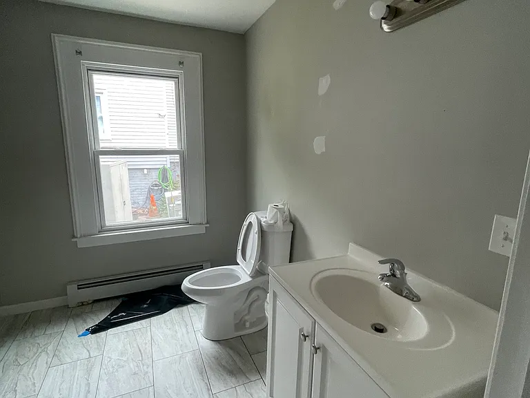 73 Chamberlain St #1 — Photo 7