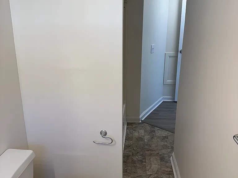 23 Elizabeth St #2 — Photo 13