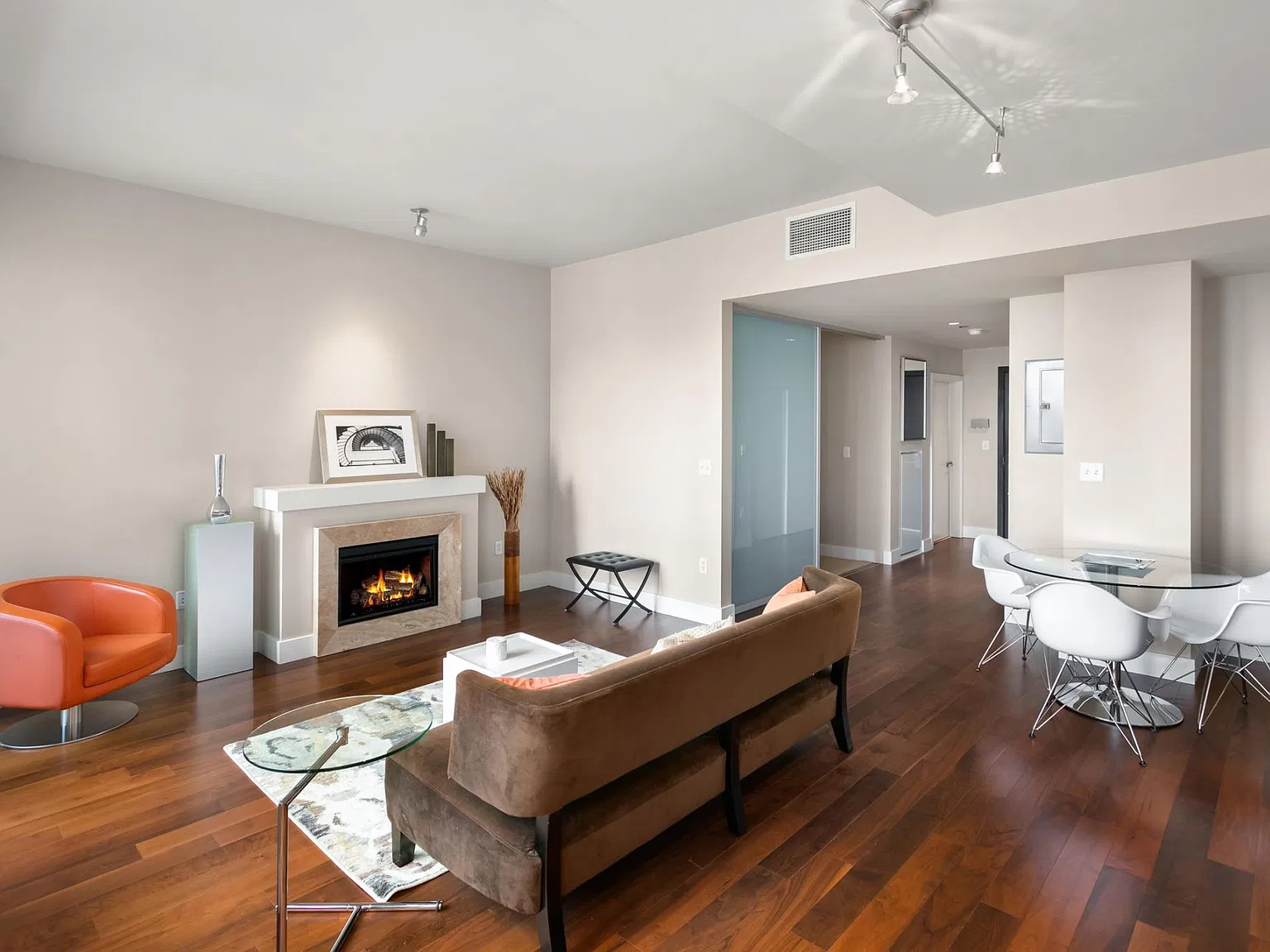 1 bed, 690 sqft, $2,900 — Photo 4