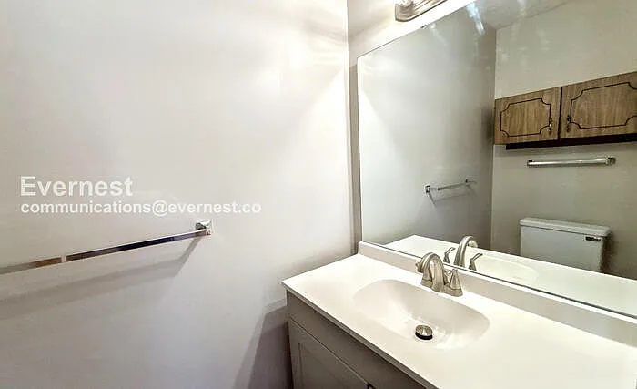 6933 Robinson Dr — Photo 15
