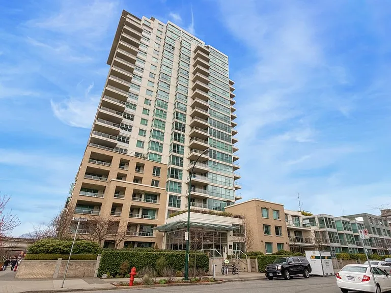125 Milross Ave #704 — Photo 33