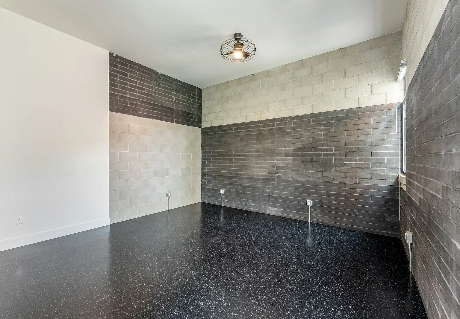 1932 Kearney Avenue, Unit 09 — Photo 4