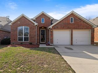 7952 Adobe Dr, Fort Worth, TX 76123