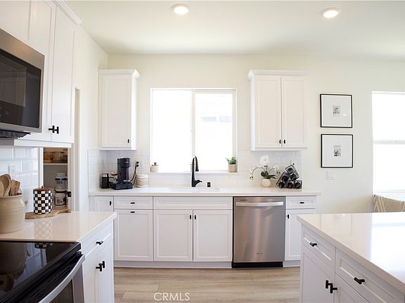 3rd image of 30969 Alister Ln