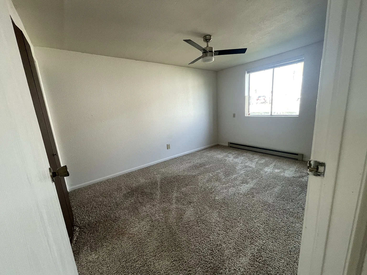116 Sunset Drive - 2 — Photo 2