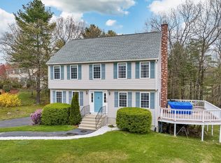 110 Sue Ann Dr, Dracut, MA 01826
