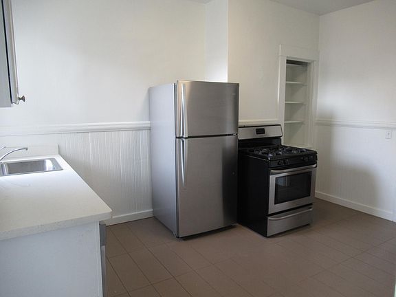 2nd image of 2432 Folsom St #A