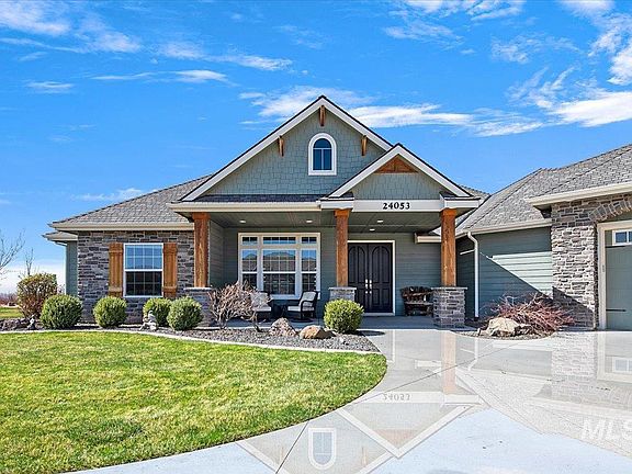 3rd image of 24053 Pheasant Ridge Ct