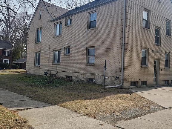 3rd image of 3549 Bowen Rd