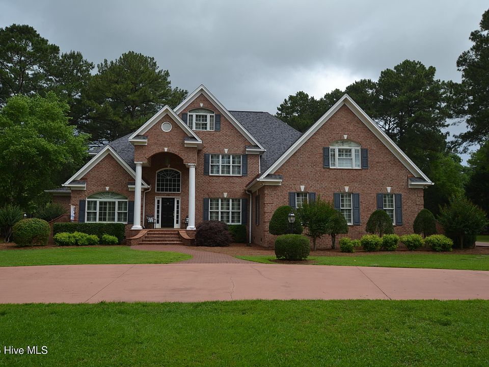 1st image of 696 Jordan Drive