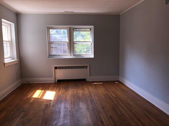 5th image of 215 Ridgeway Rd APT 2