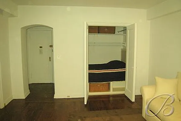 Rented by Bellmarc Realty | media 10