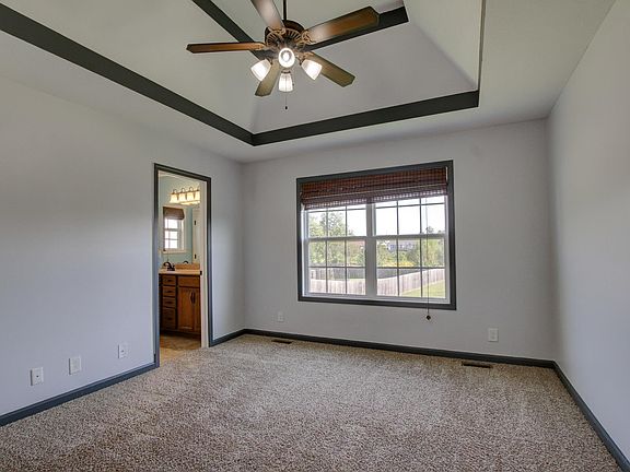4th image of 3815 Maliki Dr