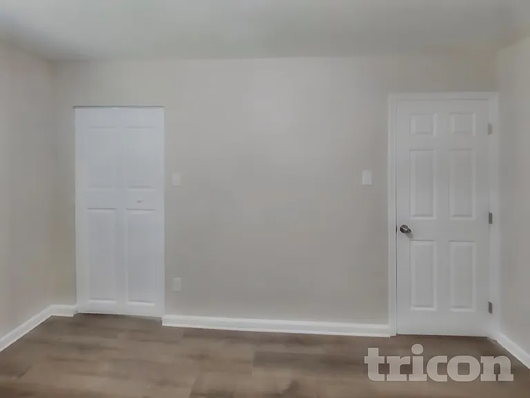 9713 Eustice Rd — Photo 10