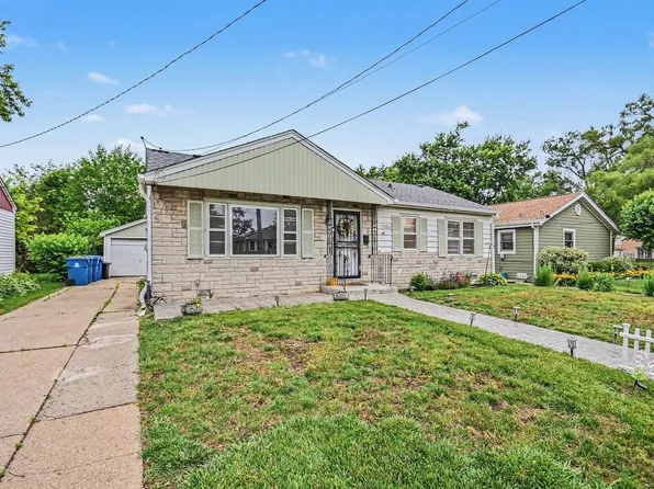 14806 Lawndale Ave, Midlothian, IL 60445