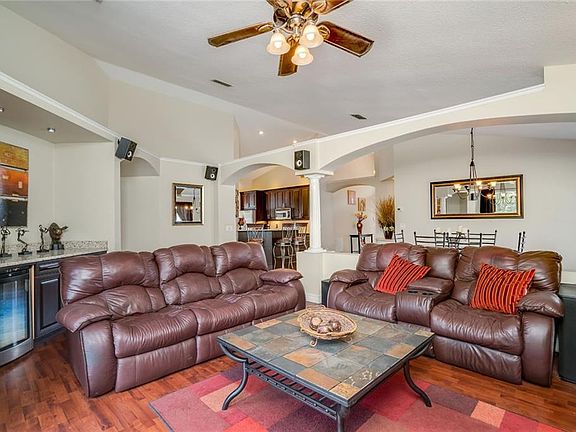 3rd image of 1105 American Rose Pkwy