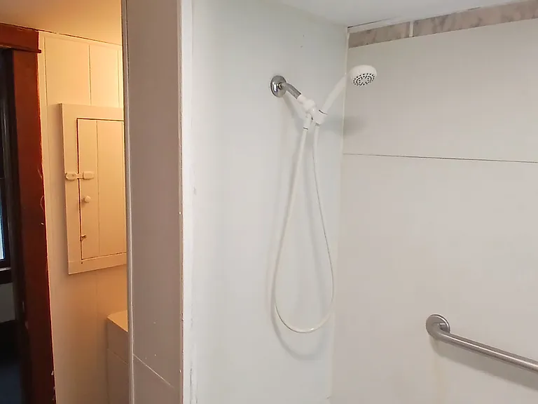 23 Coal St #2 — Photo 6