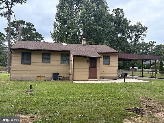 2nd image of 4347 Robert Dr